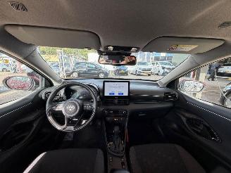 Toyota Yaris 1.5 HYBRID 115 DYNAMIC CAMERA KEYLESS FULL NAP picture 13
