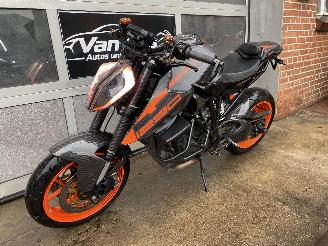 KTM 1290 Super Duke R Carbon Austin uitlaat picture 14