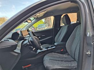 Peugeot 208 hybrid  100 dcs6 allure  80kw  navi picture 7