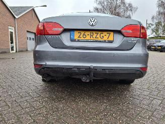 Volkswagen Jetta 1.2 tsi  77kw   navi  airco picture 5