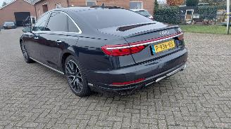 Audi A8 3.0i hybrid  lang uitvoering   310kw picture 9