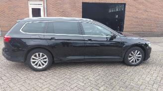  Volkswagen Passat 1.6 tdi 120pk  automaat  navi clima 2019/6