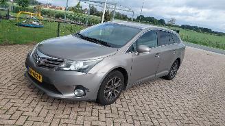  Toyota Avensis 1.8 vtti  automaat  navi 2015/2