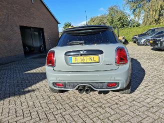 krockskadad bil auto Mini Cooper 2.0i 184pk  works uitvoering  navi leer 2014/1