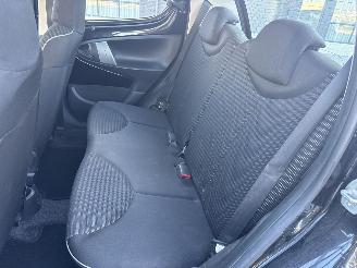 Peugeot 107 1.0 ACTIVE AIRCO RIJDBARE SCHADE! BOUWJAAR 2013  1999 EURO picture 10