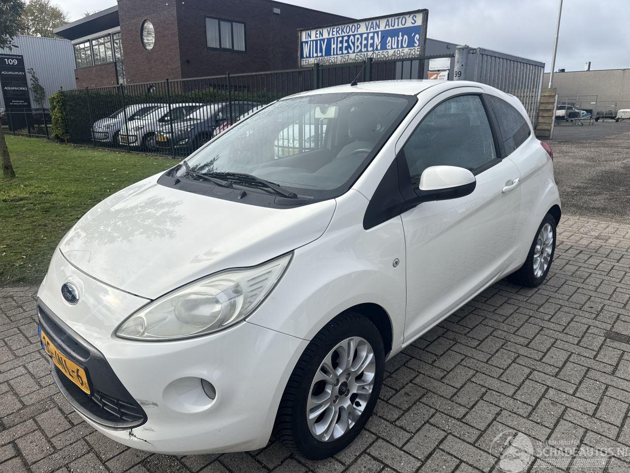 Ford Ka 1.2 TITANIUM AIRCO BUMPERSCHADE BOUWJAAR 2009 1750 EURO