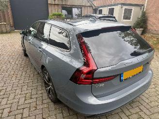 Volvo V-90 2.0 T6 AWD PLUGIN PANO HARMAN/KARDON picture 5