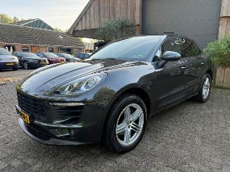 skadebil auto Porsche Macan 2.0 PANO LEDER GEEN SCHADE! 2018/1