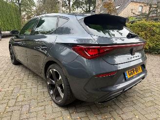 skadebil auto Cupra Leon 1.5 eTSI NAVI CAMERA PDC 2023/9