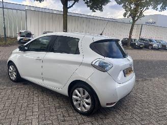 Renault Zoé R240 INTENS 22KWH MET NIEUWE APK picture 5