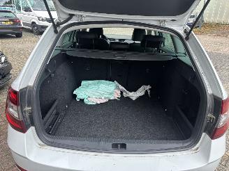 Skoda Octavia 1.6 TDI GREENTECH CL picture 11