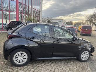 Toyota Yaris 1.0 VVT-I ACTIVE picture 7