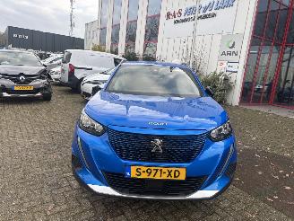 Damaged car Peugeot 2008 E-2008 50 KWH ALLURE PACK 2023/4