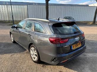 Kia Cee d Ceed Sportswagon (CDF), Combi 5-drs, 2018 1.0i T-GDi 12V 120 Eco-Dynamics+ picture 4