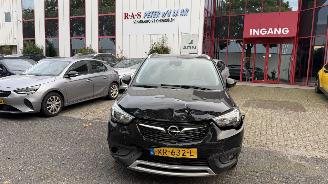 Schadeauto Opel Crossland X 1.2 T INNOVATION 2019/2