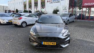 Unfallwagen Ford Focus 1.0 EcoBoost 2019/6