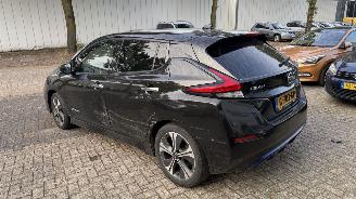 Nissan Leaf 40KWH TEKNA 40 KWH picture 4