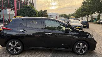 Nissan Leaf 40KWH TEKNA 40 KWH picture 7