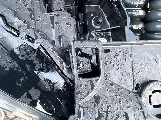 Peugeot 208 1.2 -74 Kw Allure picture 22