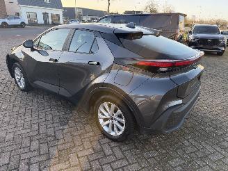 Toyota C-HR 1.8 Hybride picture 18