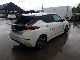 Nissan Leaf Leaf (ZE1), Hatchback, 2017 39/40kWh picture 4
