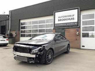 Salvage car Mercedes Cla-klasse CLA (117.3), Sedan, 2013 / 2019 1.6 CLA-180 16V 2018/3