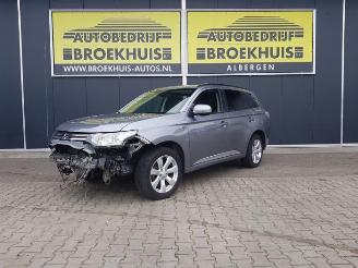 rozbiórka samochody osobowe Mitsubishi Outlander Outlander (GF/GG), SUV, 2012 / 2022 2.0 16V PHEV 4x4 2013/12