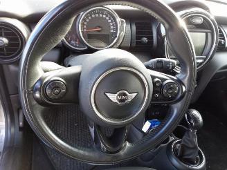 Mini Cooper Mini (F56), Hatchback 3-drs, 2013 1.5 12V Cooper picture 13