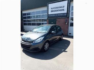 Peugeot 208 208 I (CA/CC/CK/CL), Hatchback, 2012 / 2019 1.6 Blue HDi 100 picture 2