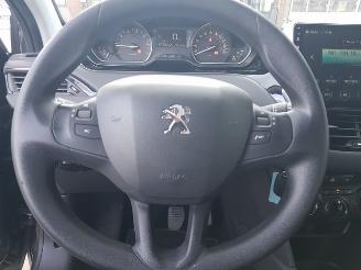 Peugeot 208 1.2 PureTech Blue Lion picture 19