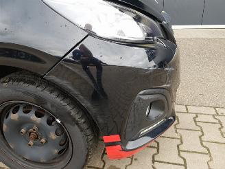 Peugeot 108 1.0 e-VTi Active picture 11