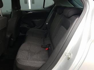 Opel Astra 1.6 CDTI Business+ picture 16