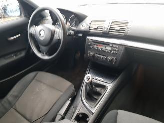BMW 1-serie 116i High Executive picture 11