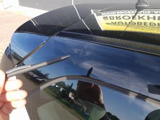 Renault Captur 0.9 TCe Expression picture 13