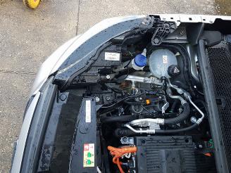 Peugeot e-2008 EV Allure Pack 50 kWh picture 13