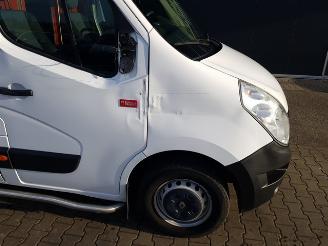 Renault Master T35 2.3 dCi L3H3 picture 12