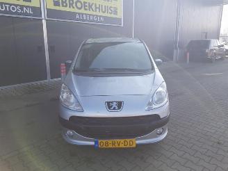 Peugeot 1007 1007 (KM), Hatchback 3-drs, 2004 / 2011 1.4 picture 16