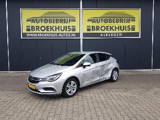 Schadeauto Opel Astra 1.6 CDTI Business+ 2018/3