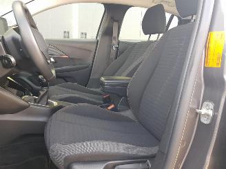 Peugeot 208 1.2 PureTech Active Pack picture 19