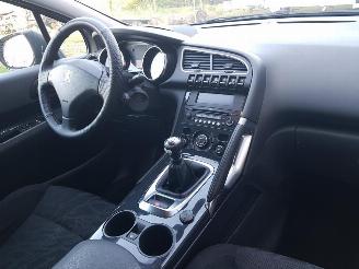 Peugeot 3008 1.6 THP Première picture 15