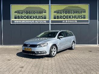Voiture accidenté Volkswagen Passat Variant 1.6 TDI BlueMotion Executive Edition 2014/9