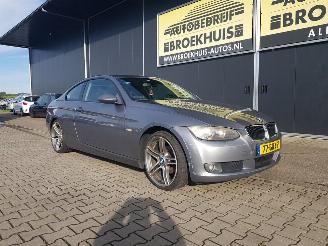 BMW 3-serie Coupé 320i Executive picture 6