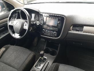 Mitsubishi Outlander 2.2 DI-D Instyle 4WD 7-persoons picture 15