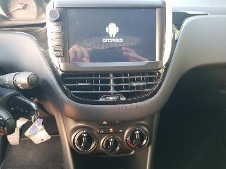 Peugeot 208 1.0 PureTech Access picture 18
