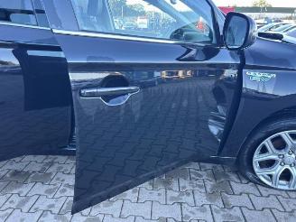 Mitsubishi Outlander Outlander (GF/GG), SUV, 2012 / 2022 2.0 16V PHEV 4x4 picture 28