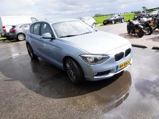 BMW 1-serie 116i picture 4