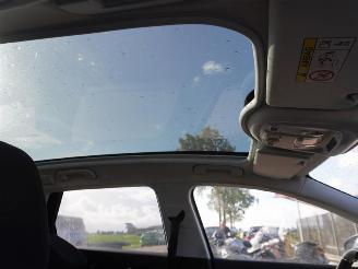 Peugeot 308 SW 1.6 BlueHDi picture 11