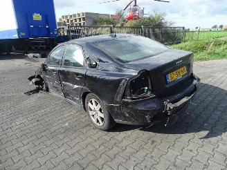 Volvo S-40 1.8 picture 2