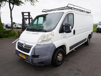 Citroën Jumper 33 L2H1  2.2HDI 120 picture 4