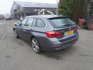 BMW 3-serie Touring 330d xDrive picture 2